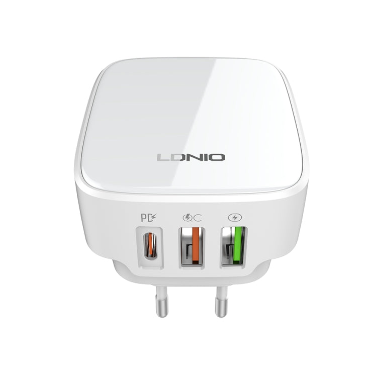 LDNIO Q334 32W Type-C + Dual USB Port Charger with 1m 8 Pin Data Cable, Plug Type:EU Plug(White) - USB Charger by LDNIO | Online Shopping South Africa | PMC Jewellery | Buy Now Pay Later Mobicred