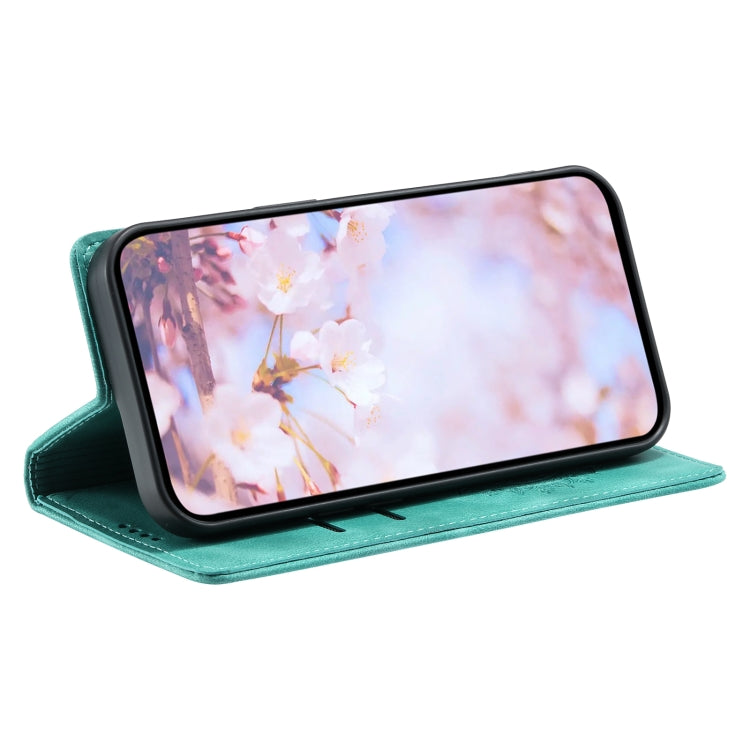 For Samsung Galaxy S25+ 5G Totem Embossed Magnetic Leather Phone Case(Green) - Galaxy S25+ 5G Cases by PMC Jewellery | Online Shopping South Africa | PMC Jewellery | Buy Now Pay Later Mobicred