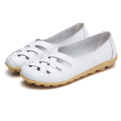 Hollow Woven Casual Nurse Shoes Cover Foot Peas Shoes for Women (Color:White Size:35) - Casual Shoes by PMC Jewellery | Online Shopping South Africa | PMC Jewellery