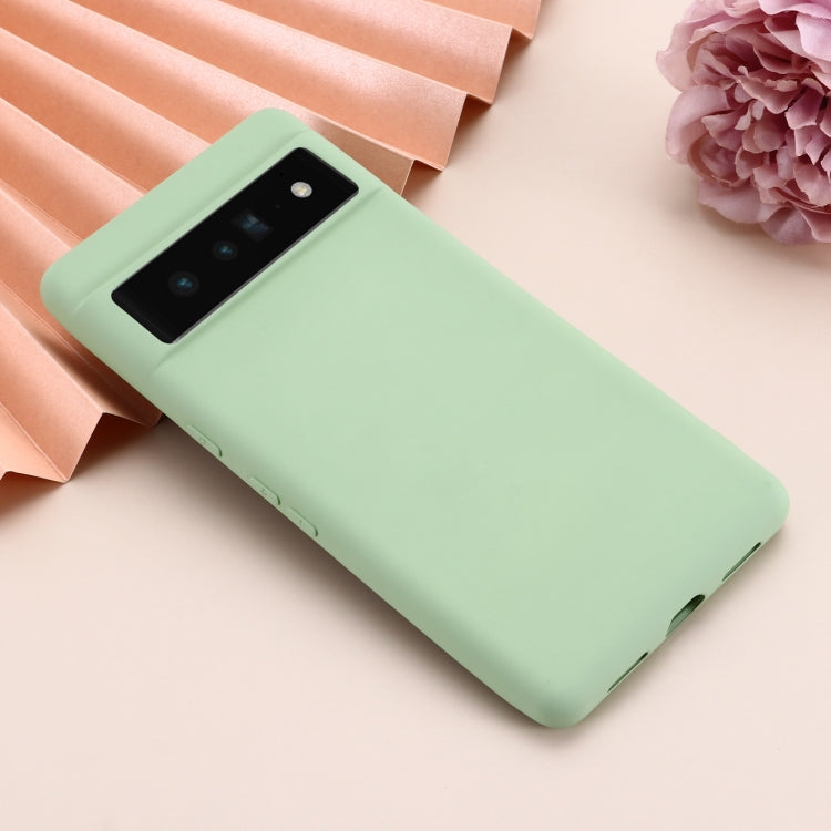 For Google Pixel 7 Pure Color Liquid Silicone Shockproof Phone Case(Green) - Google Cases by PMC TechLife | Online Shopping South Africa | PMC TechLife | Buy Now Pay Later Mobicred